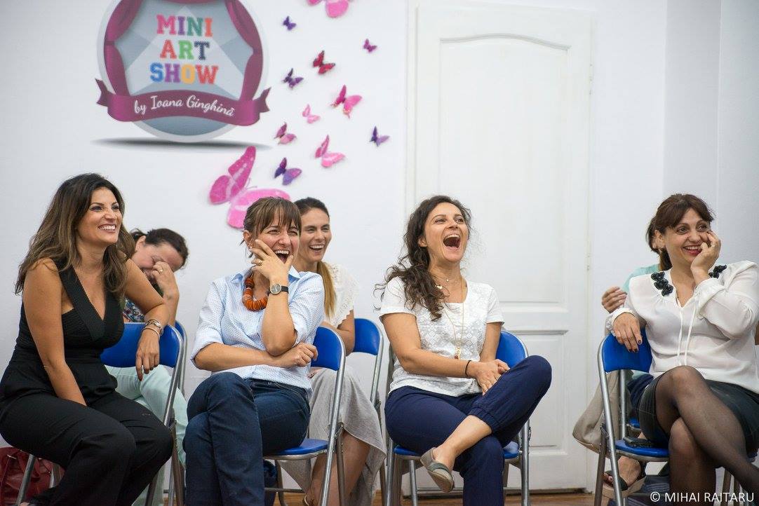 Cum ajutăm copiii să-și întărească încrederea în ei, să fie sociabili și creativi. Și să facă scurt metraje